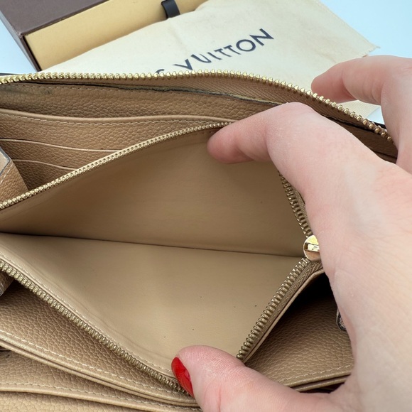 Louis Vuitton Tan Empriente Wallet - Picture 8 of 8